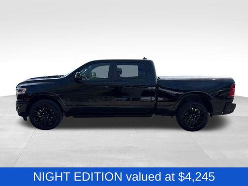 Diamond Black Crystal Pearlcoat 2026 RAM 1500 Limited