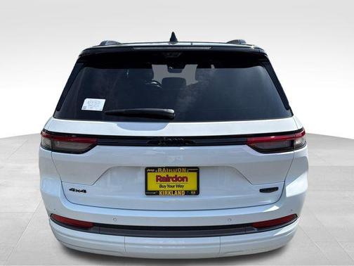 bright white clearcoat 2026 Jeep Grand Cherokee Summit