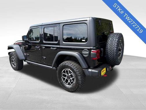 Black Clearcoat 2026 Jeep Wrangler Rubicon