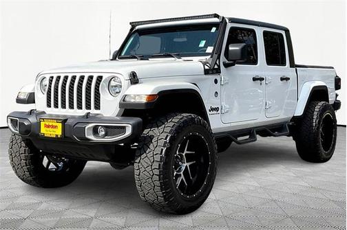 2023 Jeep Gladiator Sport S