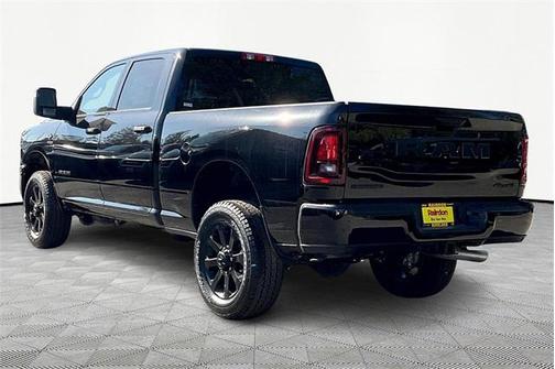 2025 RAM 2500 Big Horn Crew Cab 4x4 6'4' Box