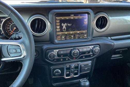 2023 Jeep Wrangler 4-Door Sahara