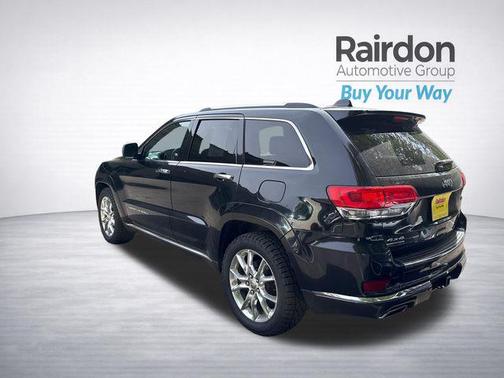 Brilliant Black Crystal Pearlcoat 2014 Jeep Grand Cherokee Summit