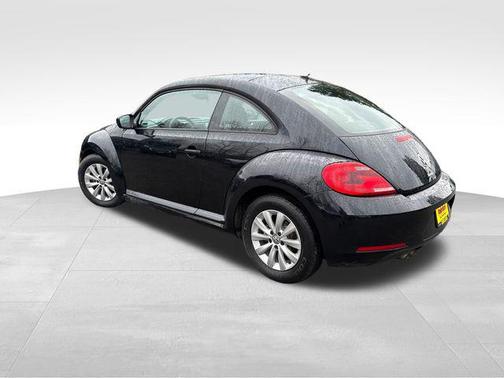 2016 Volkswagen Beetle 1.8T Wolfsburg Edition w/PZEV