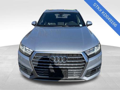 2019 Audi Q7 55 Premium Plus
