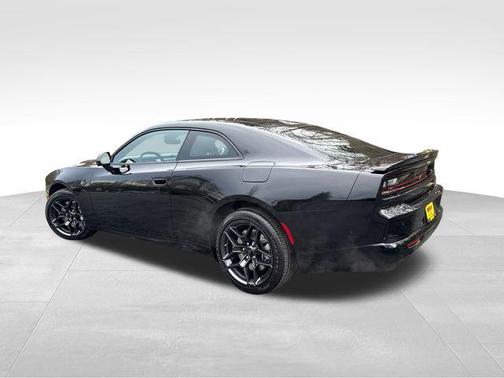 Diamond Black Crystal Pearlcoat 2026 Dodge Charger R/T Scat Pack