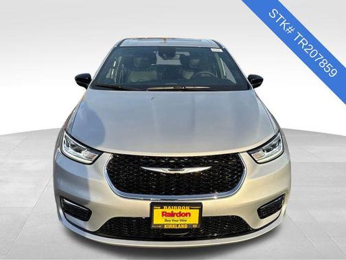 2026 Chrysler Pacifica L