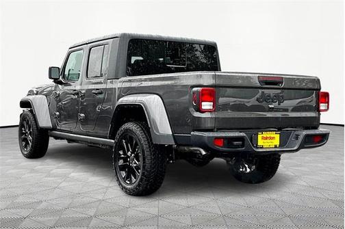 2025 Jeep Gladiator Nighthawk