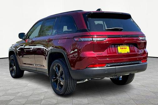 2025 Jeep Grand Cherokee Altitude