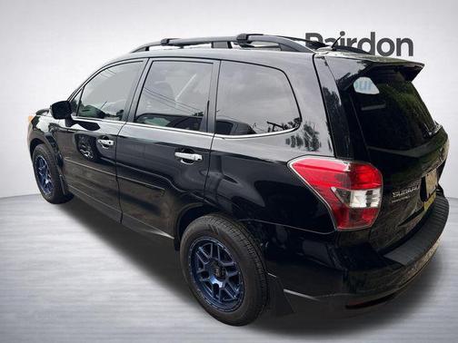 Crystal Black Silica 2014 Subaru Forester 2.5i Touring