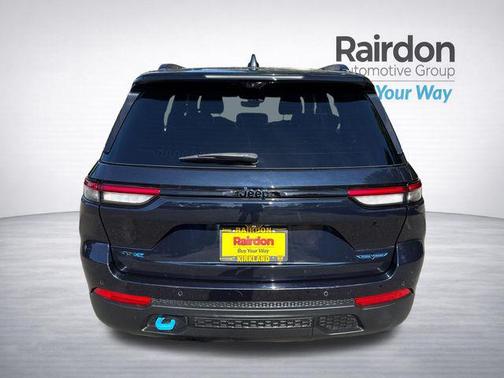 Midnight Sky 2022 Jeep Grand Cherokee 4xe Trailhawk