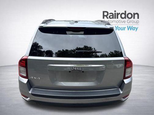 Billet Silver Metallic Clearcoat 2016 Jeep Compass Sport