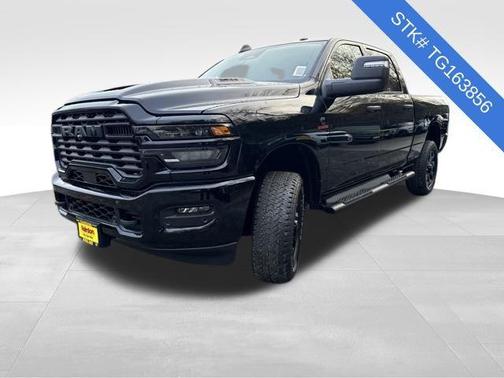 Diamond Black Crystal Pearlcoat 2026 RAM 2500 Black Express Crew Cab 4x4 6'4' Box
