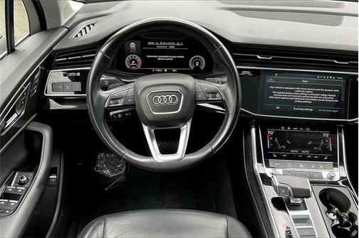 2022 Audi Q7 55 Premium Plus