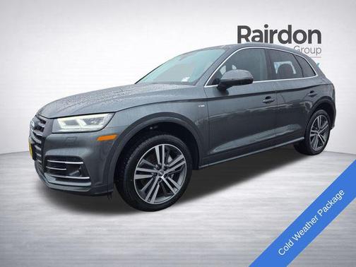 Daytona Gray Pearl Effect 2020 Audi Q5 Premium Plus 55 TFSI e quattro S tronic
