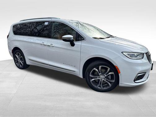 2026 Chrysler Pacifica L