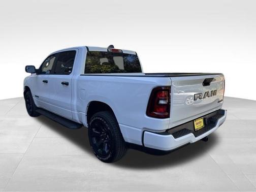 Bright White Clearcoat 2027 RAM 1500 Express
