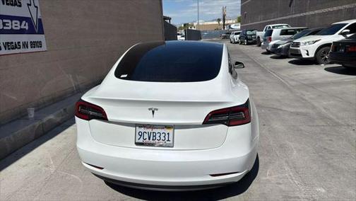 2022 Tesla Model 3 Standard Range