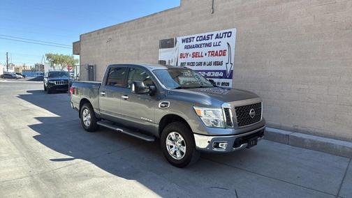 2017 Nissan Titan SV