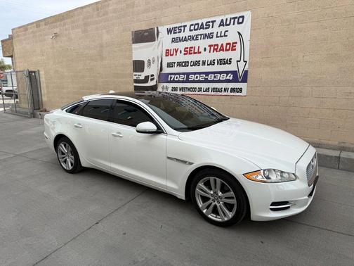 2011 Jaguar XJ Base