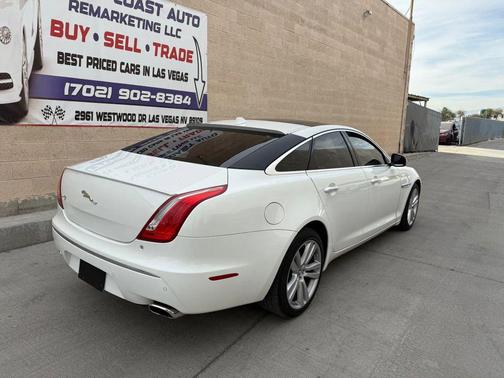 2011 Jaguar XJ Base
