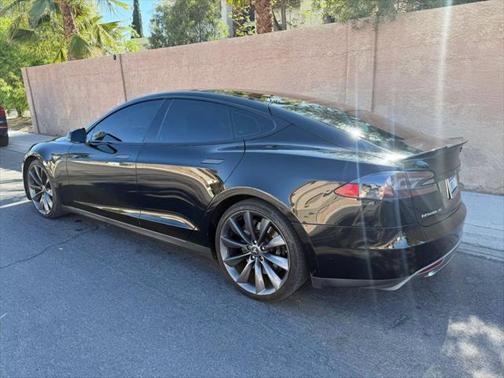 2012 Tesla Model S Performance