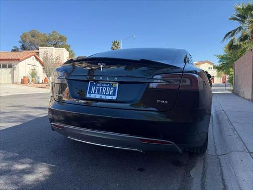 2012 Tesla Model S Performance