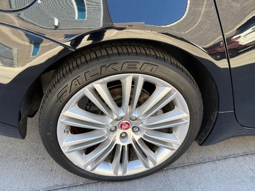 2015 Jaguar XJ XJL Portfolio
