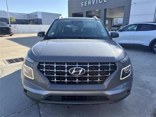 2022 Hyundai VENUE Limited