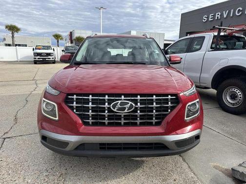 2022 Hyundai VENUE Limited