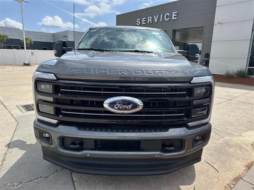 2025 Ford F-250 Platinum