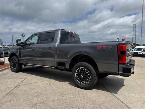 2025 Ford F-250 Platinum