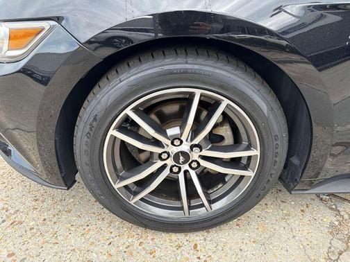 2017 Ford Mustang EcoBoost