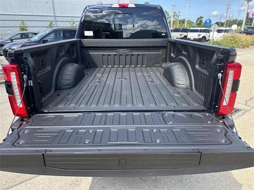 2025 Ford F-250 XLT