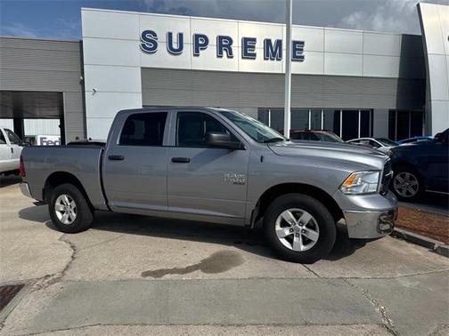 2022 RAM 1500 Classic SLT