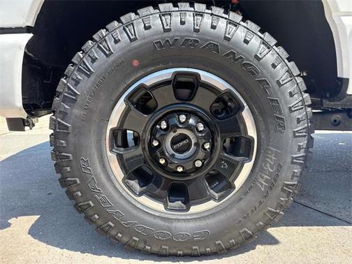 2025 Ford F-250 Platinum