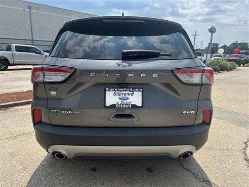 2022 Ford Escape Titanium