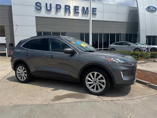 2022 Ford Escape Titanium