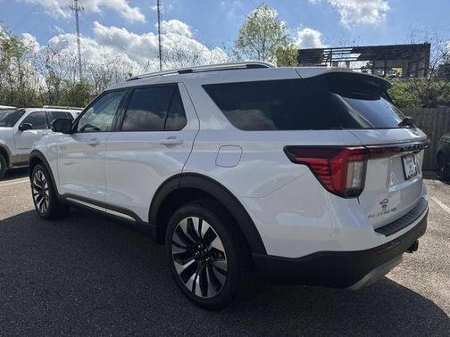 STAR WHITE MET TRI-COAT 2026 Ford Explorer Platinum