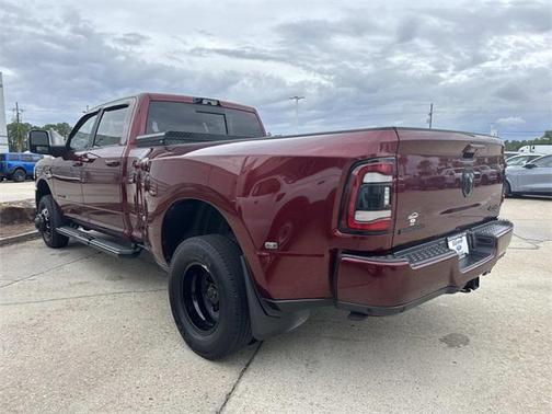 2023 RAM 3500 Big Horn Crew Cab 4x4 8' Box