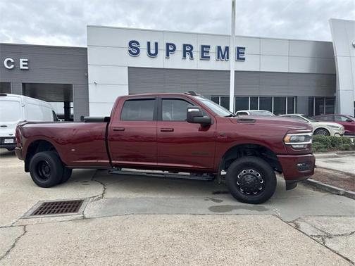 2023 RAM 3500 Big Horn Crew Cab 4x4 8' Box