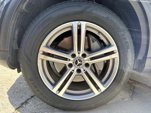 2022 Mercedes-Benz GLC 300 Base