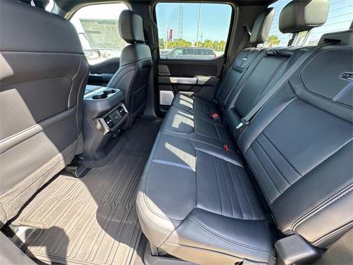 2025 Ford F-250 Platinum