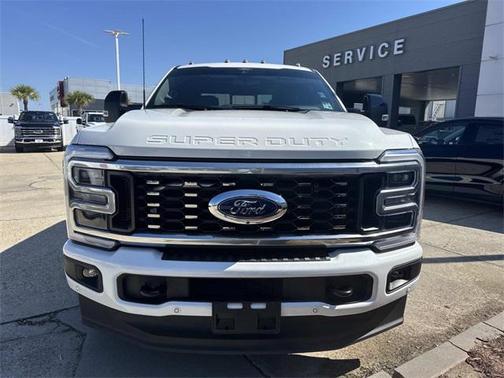 2025 Ford F-350 Platinum