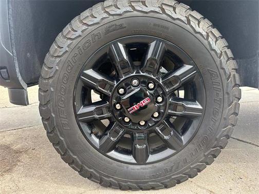 2024 GMC Sierra 2500 AT4