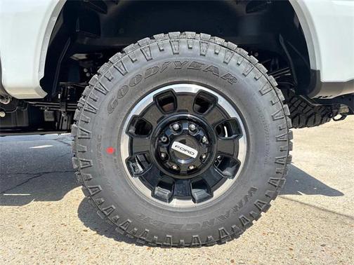 2025 Ford F-250 XLT