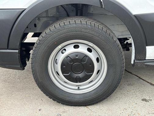 OXFORD WHITE 2026 Ford Transit-250 Base