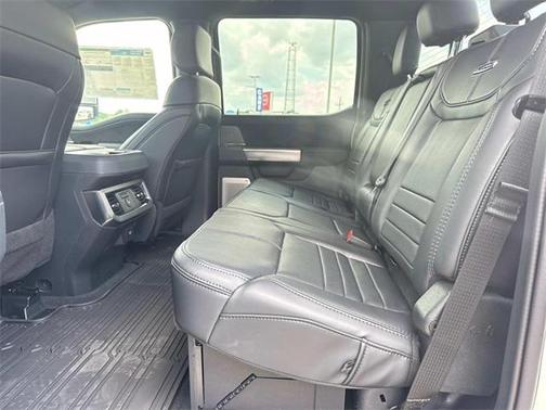 2025 Ford F-250 Platinum