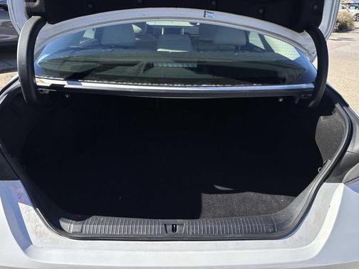 2022 Toyota Avalon XLE