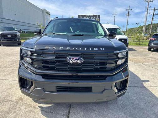 AGATE BLACK METALLIC 2026 Ford Expedition Active